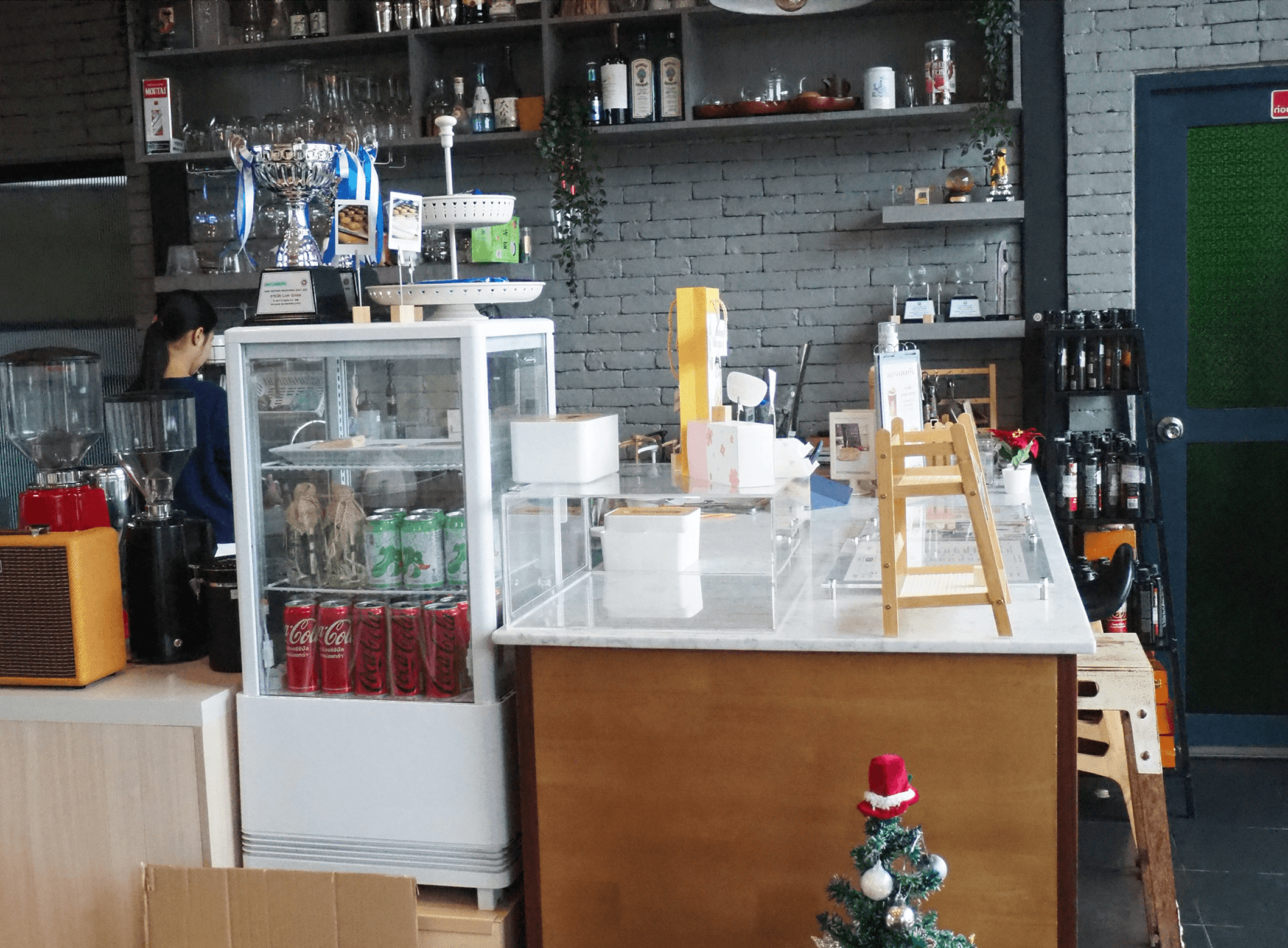 พื้นที่ทำงานพาร์ทเนอร์ 189 Cafes ที่ศรีนครินทร์ สมุทรปราการ