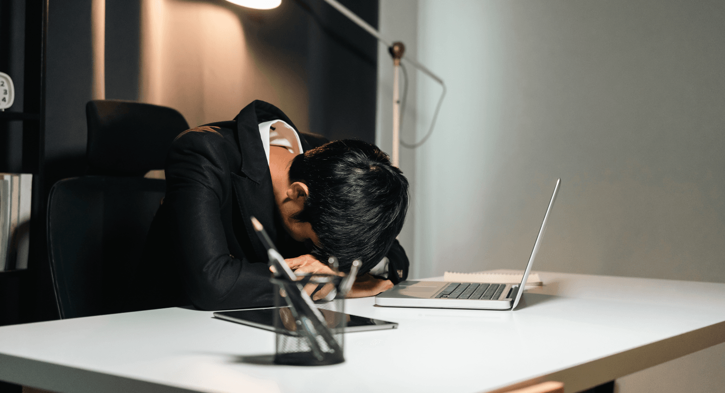 11 Ways to Overcome Drowsiness at Work – Stay Awake and Alert!