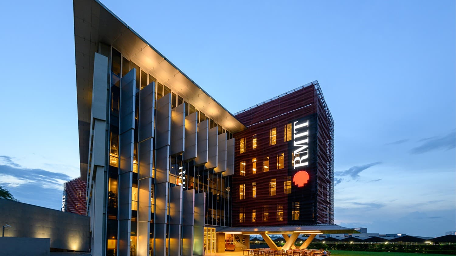 Thạc sĩ Quản trị Kinh doanh (MBA)