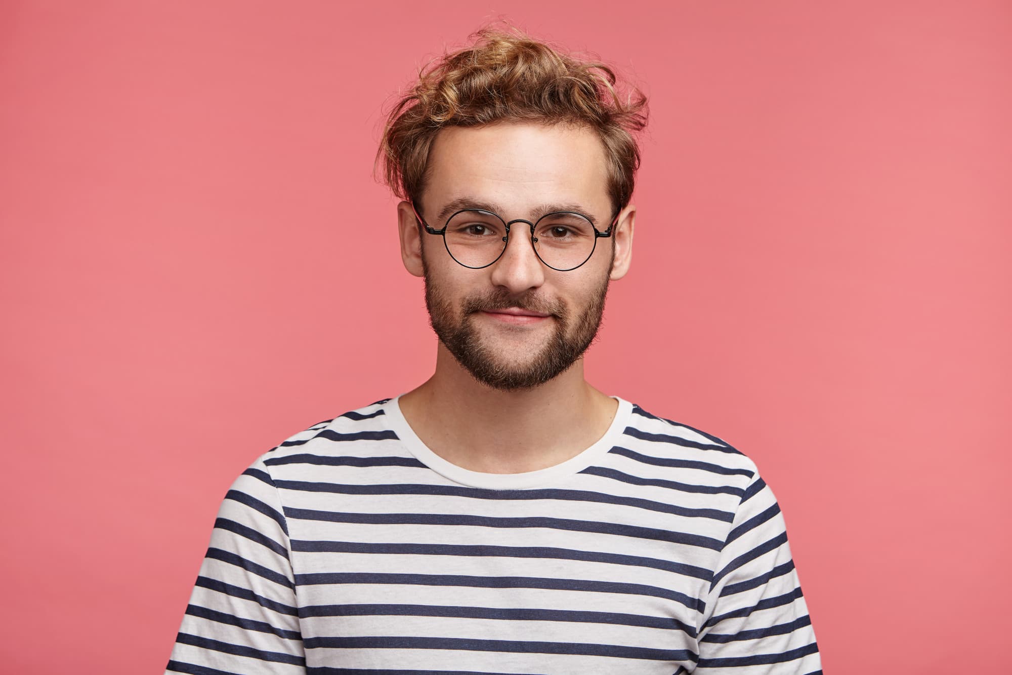 background-card-tom